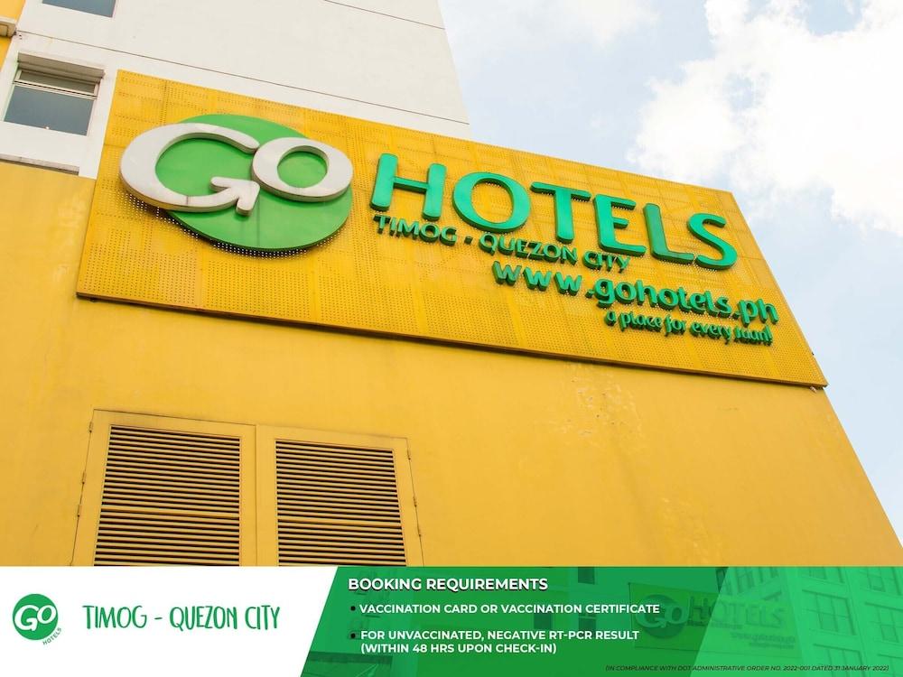 Go Hotels Timog Кесон-Сити Экстерьер фото