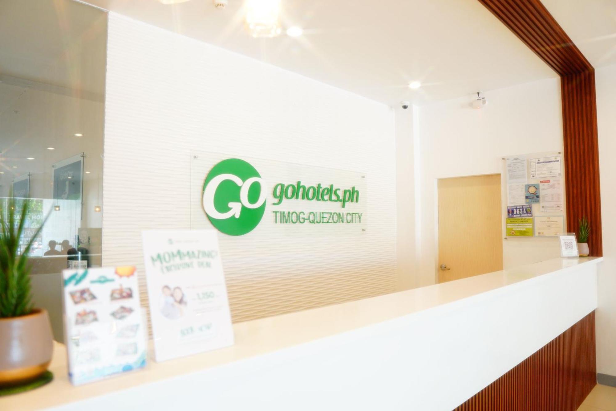 Go Hotels Timog Кесон-Сити Экстерьер фото