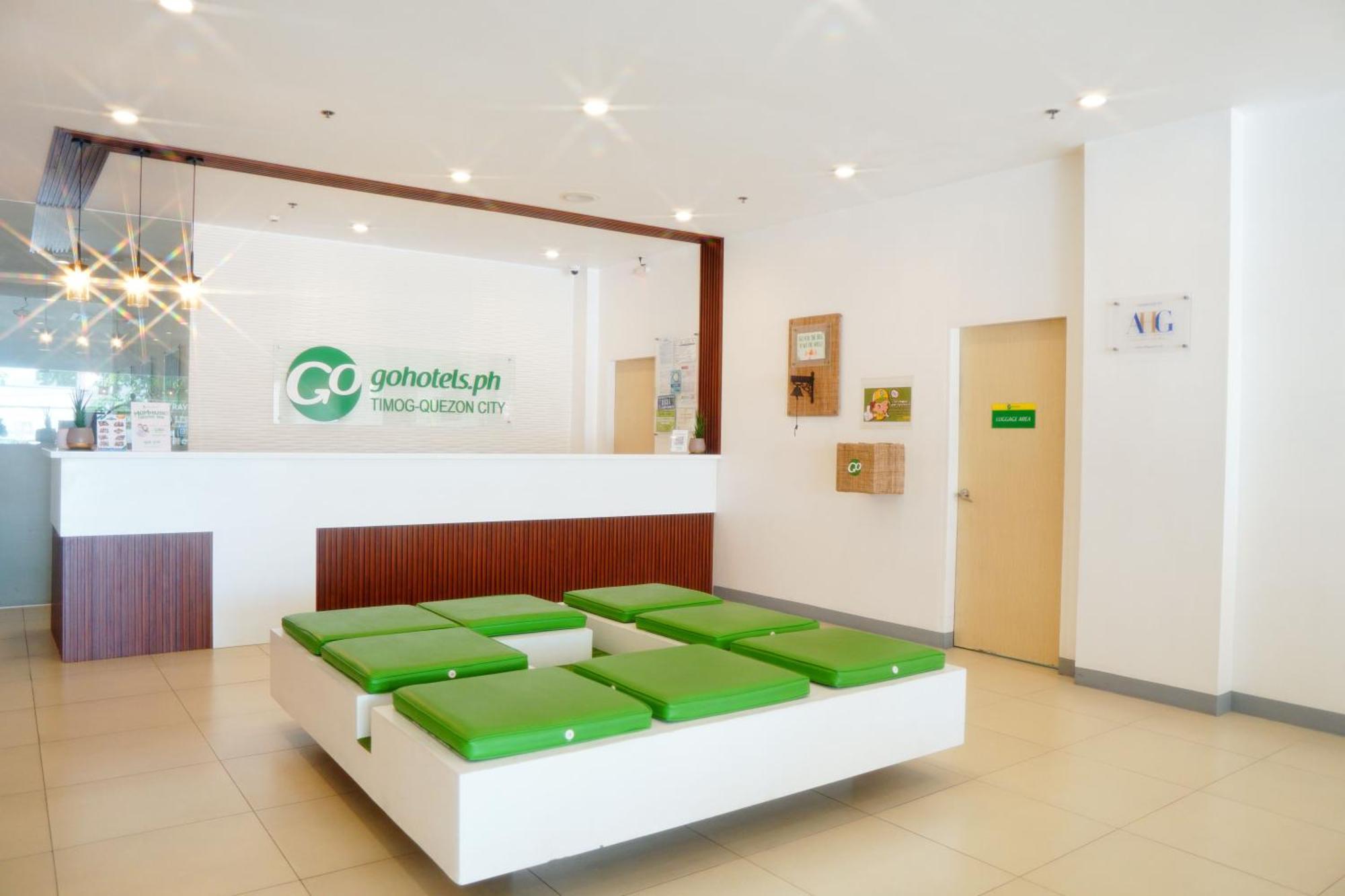 Go Hotels Timog Кесон-Сити Экстерьер фото