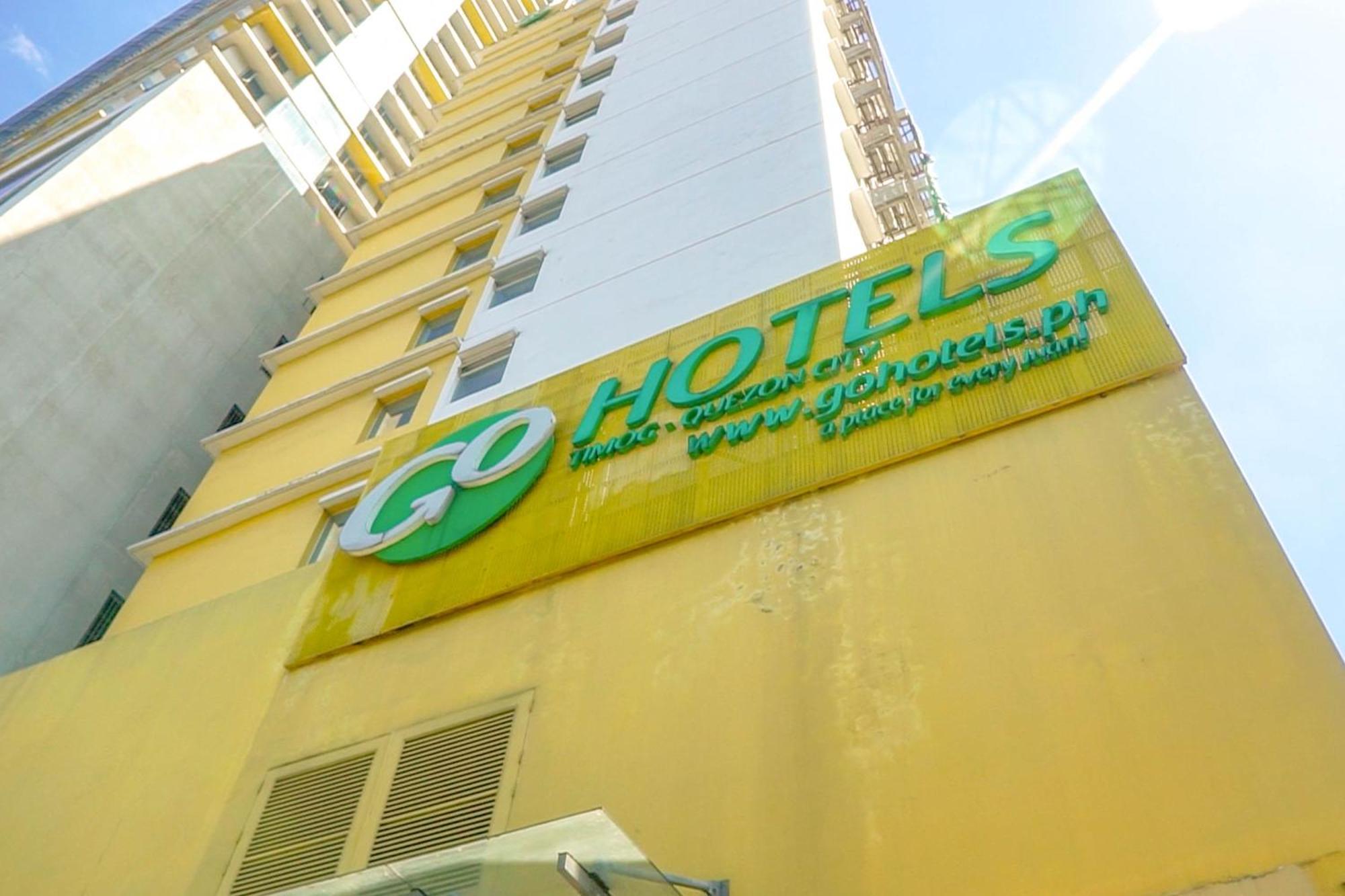 Go Hotels Timog Кесон-Сити Экстерьер фото